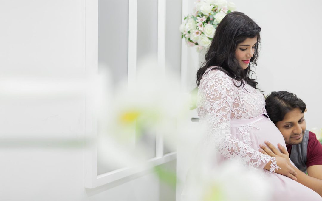 Maternity couple photoshoot | Love is grand